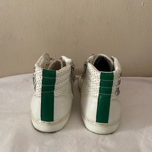 Steve Madden sneakers size 6